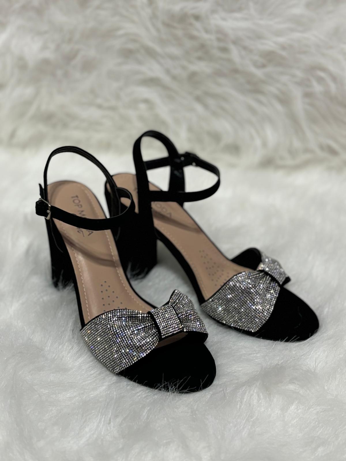 Black Avani